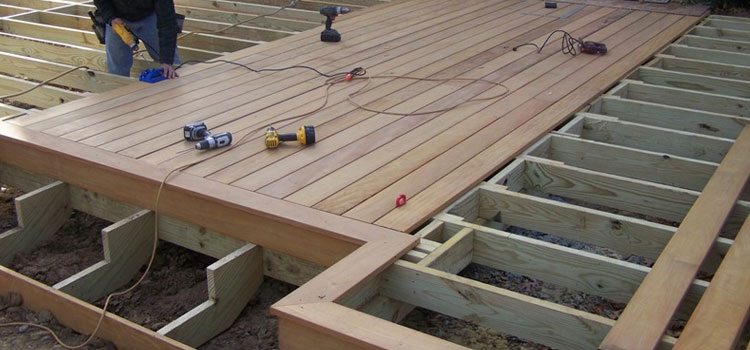 Wood Deck Builders in Rosemead, CA